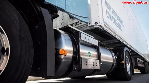 沃爾沃推天然氣汽車，續(xù)航1000公里動(dòng)力不輸柴油，比電動(dòng)車強(qiáng)太多